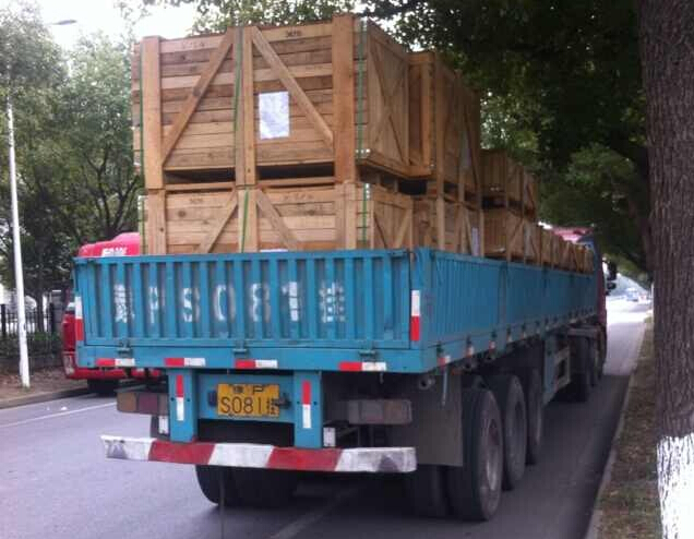 運(yùn)輸車(chē)輛 運(yùn)輸車(chē)輛