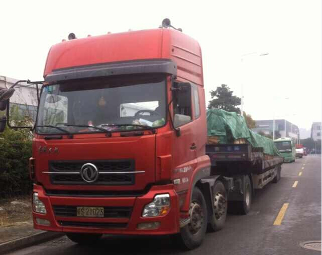 裝車(chē)圖片 裝車(chē)圖片